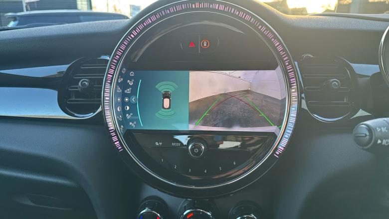 MINI Hatchback 135kW Cooper S Level 3 33kWh 3dr Auto Electric Hatchback